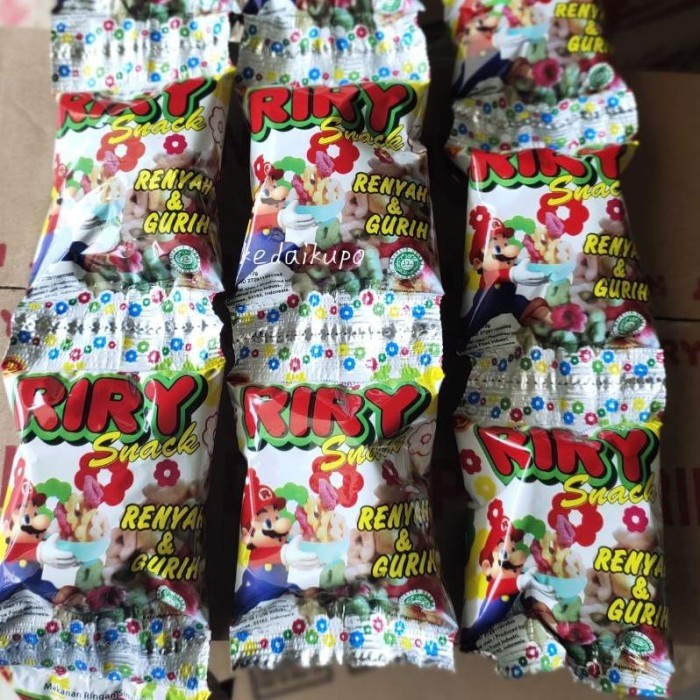 

RIRI snack jadul 12gr 1 renteng isi 10pcs