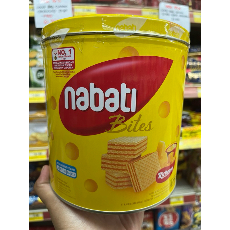 

Nabati bites richees rasa keju 240g kaleng