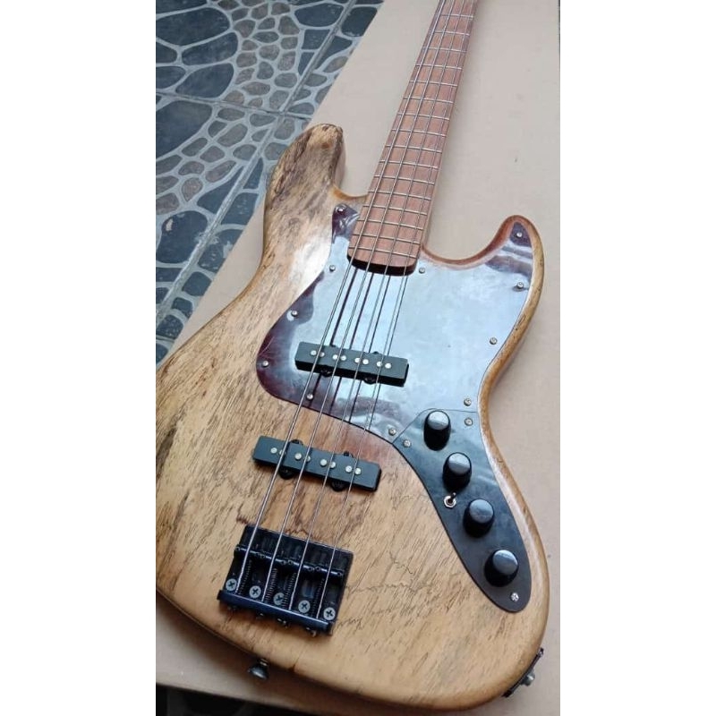 Bass Fender Jazz Bass 4string (Aktif-Boster)