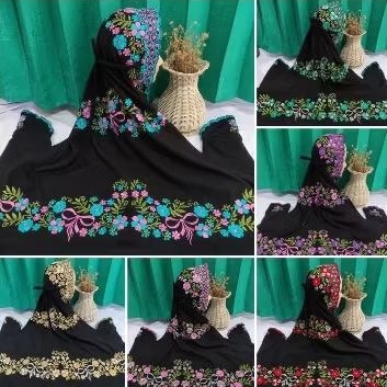 Mukena Terusan Bordir Warna Hitam Bahan Katun Mikro