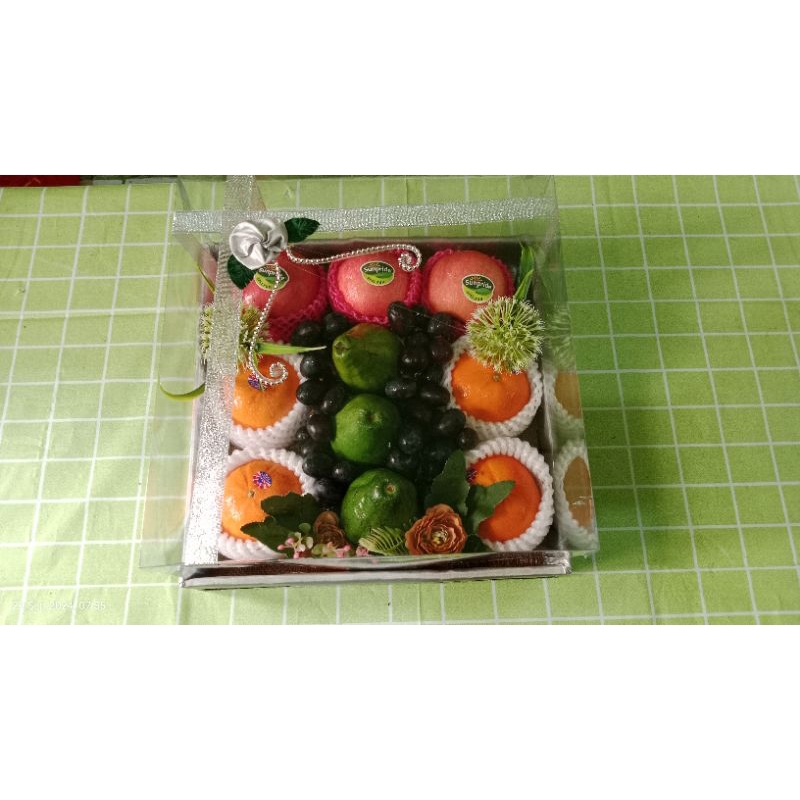 

Hampers Buah Segar/Seserahan