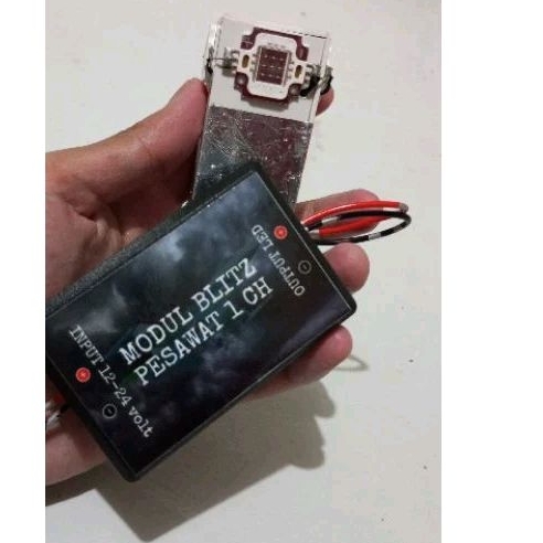 ISI LAMPU ROTARY 4 LAMPU HPL,1 CH // 1 KALI KEDIP 12VOLT & 24 VOLT