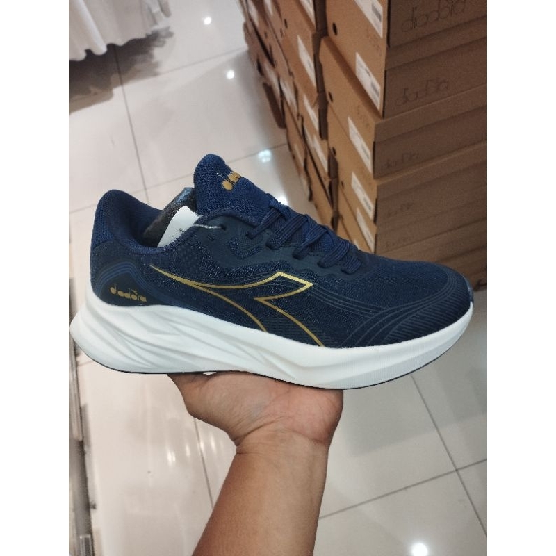 SEPATU DIADORA KWITANG MENS RUNNING/DIADORA MERCURIO MENS RUNNING