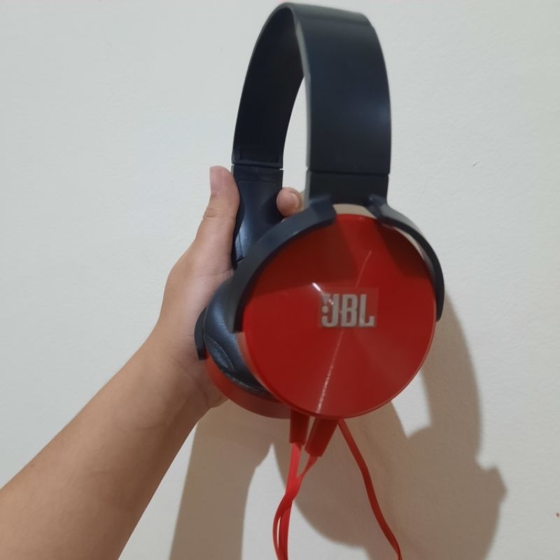 Headset/ Headphone/ EarphoneJBL MDR 450 (bukan ori) warna merah.