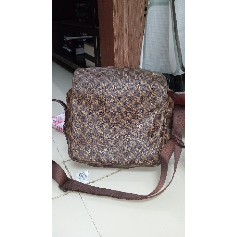Louis** Vuitton** 2005 Naviglio Damier Ebene Messenger Bag