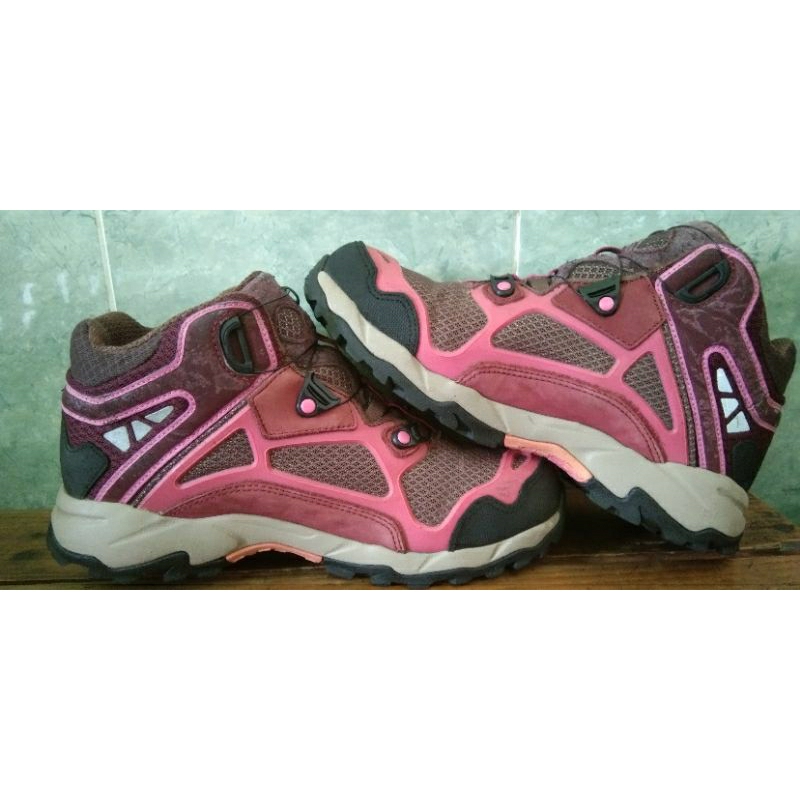 Sepatu Outdoor K2 BOA Sistem Size 40 Made in Korea