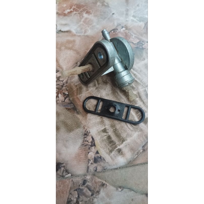 KRAN BENSIN KRAN BENSIN OTOMATIS SUZUKI RC 80 RC 100 SPRINTER