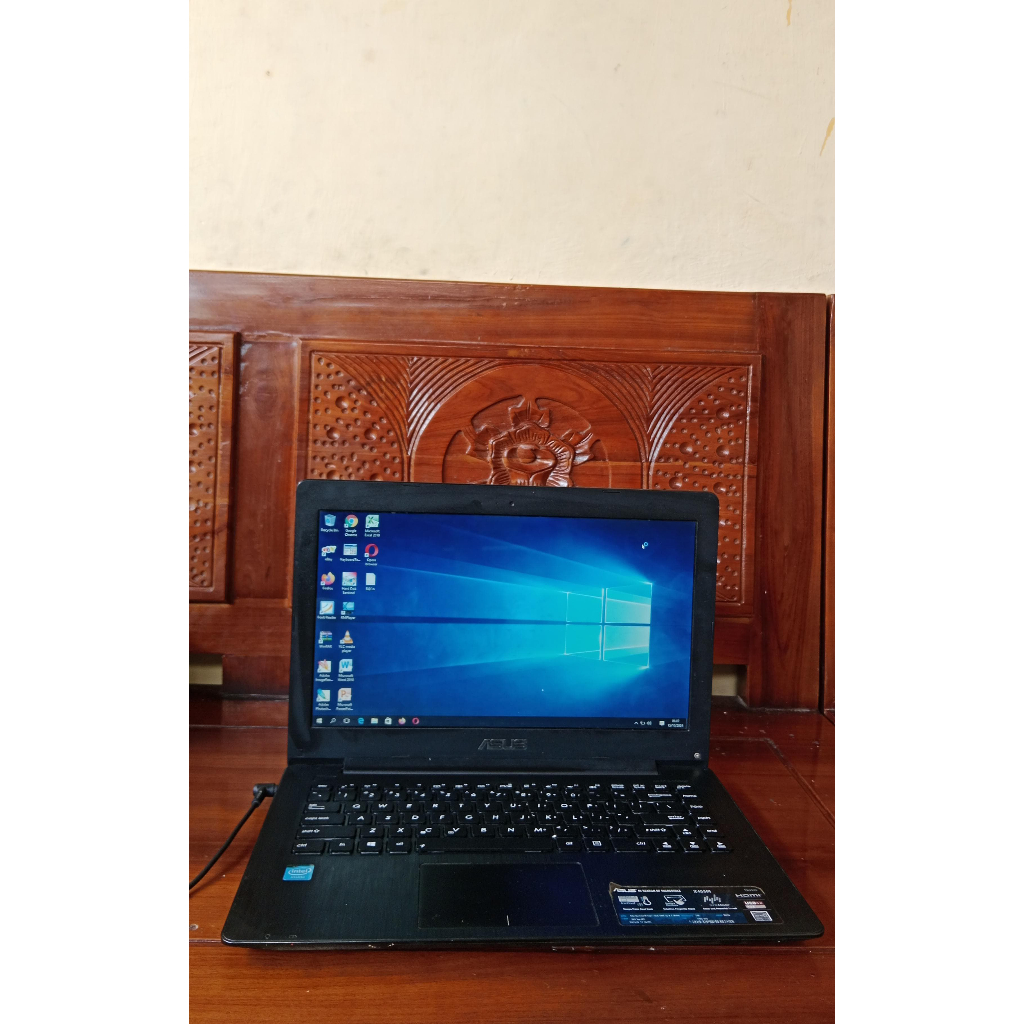 Laptop Asus X453M Intel celeron  Ram 2 GB LAPTOP SECOND BERGARANSI MALANG