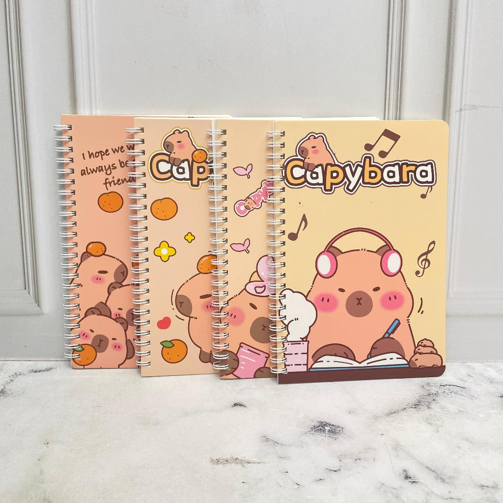 

Buku Binder Spiral CAPYBARA Ukuran A5 Super Cute Lucu Kertas Bergaris / Buku Tulis Capibara Imut Unik Favorit Anak Kekinian Alat Tulis Sekolah Fancy Terlengkap Kualitas Terbaik Bisa Grosir dan COD Harga Termurah