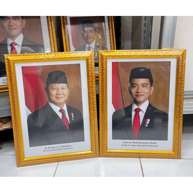 bingkai foto presiden & wakil Presiden ukuran 35x45