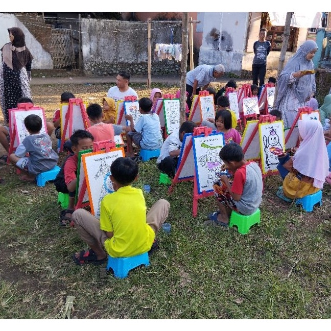 

Kilat STEROFOAM LUKIS ISI 35PCS UKURAN 335