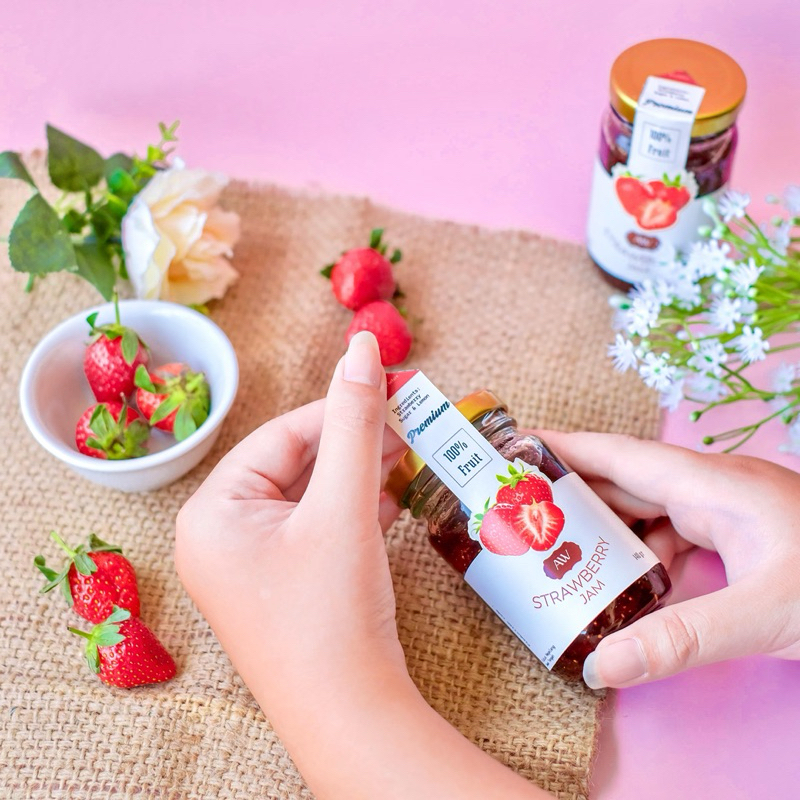

Selai Stoberi Premium | AW Strawberry Premium Jam