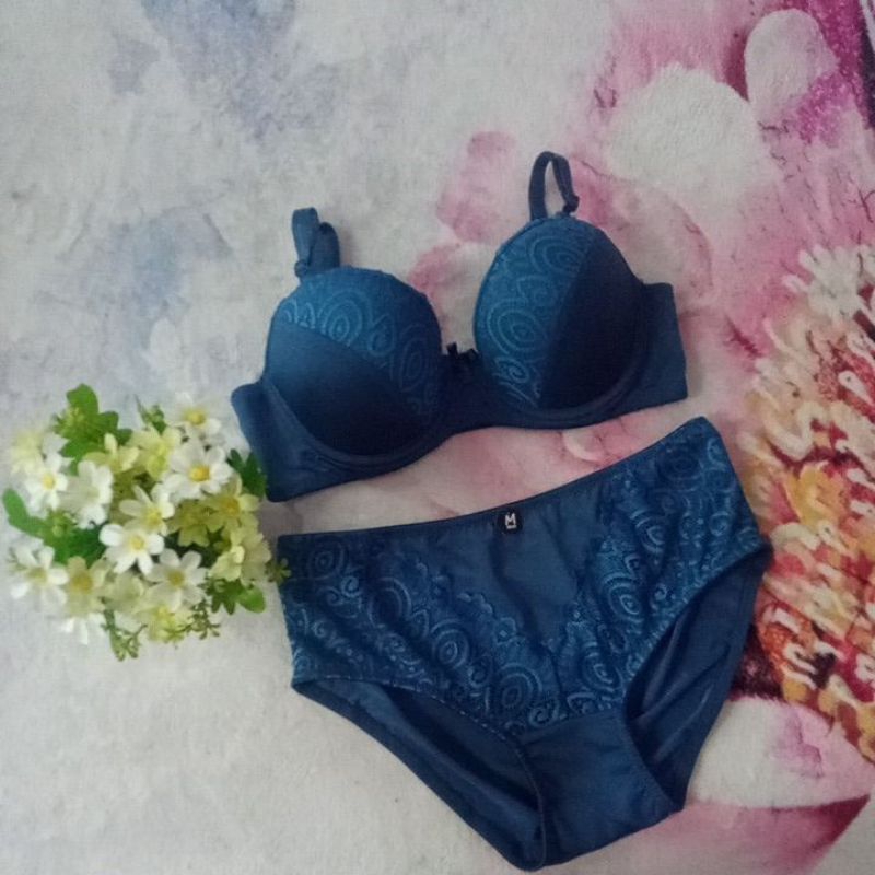 bra set celana dalam St. Yves size 34b panty M