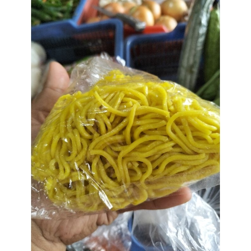 

MIE KUNING MIE BASAH 250GRAM