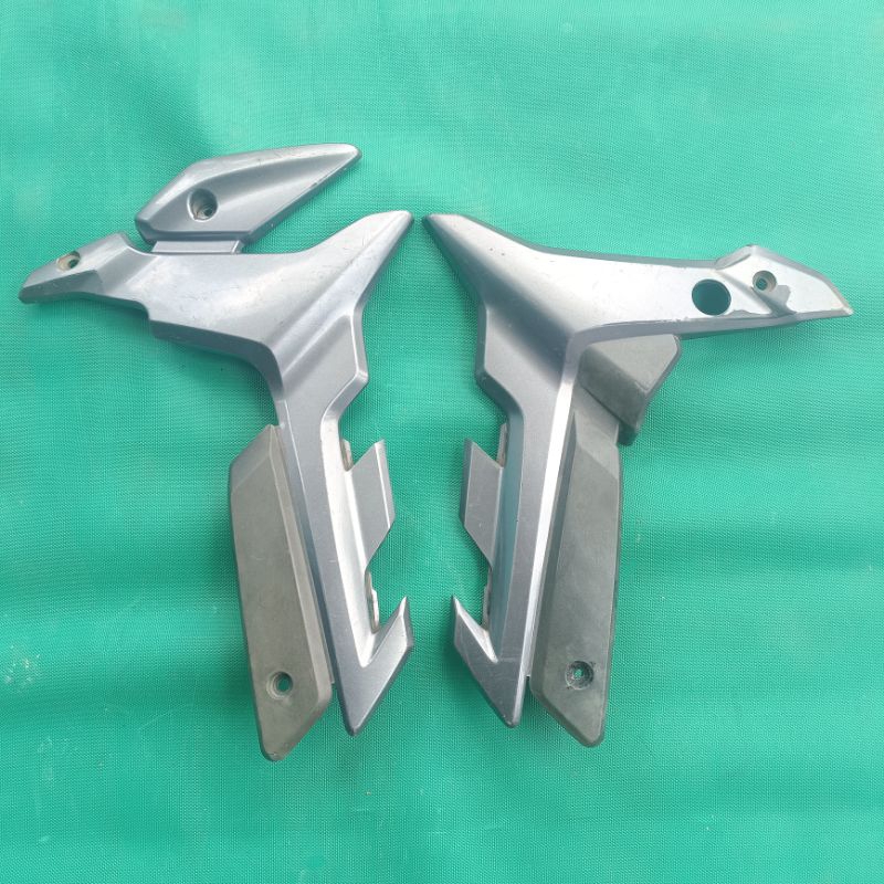 cover pivot tutup rangka honda cs1 cs 1 cs one original