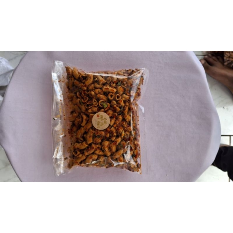 

makaroni pedas 150 gram