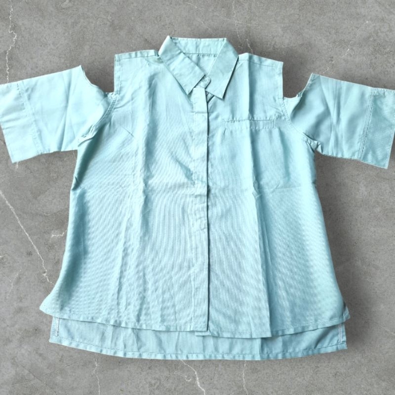 Preloved Kemeja Wanita krah hijau tosca