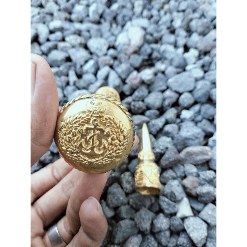 ornamen tongkat komando TNI Al Wesi kuning