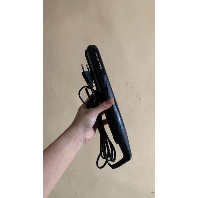 Catokan Remington Ceramic Straight S3500 Preloved