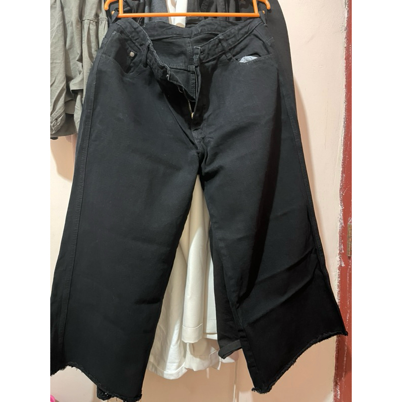 JINISO HYPE BAE - 725 Kulot Highwaist Celana Jeans Wanita warna Black