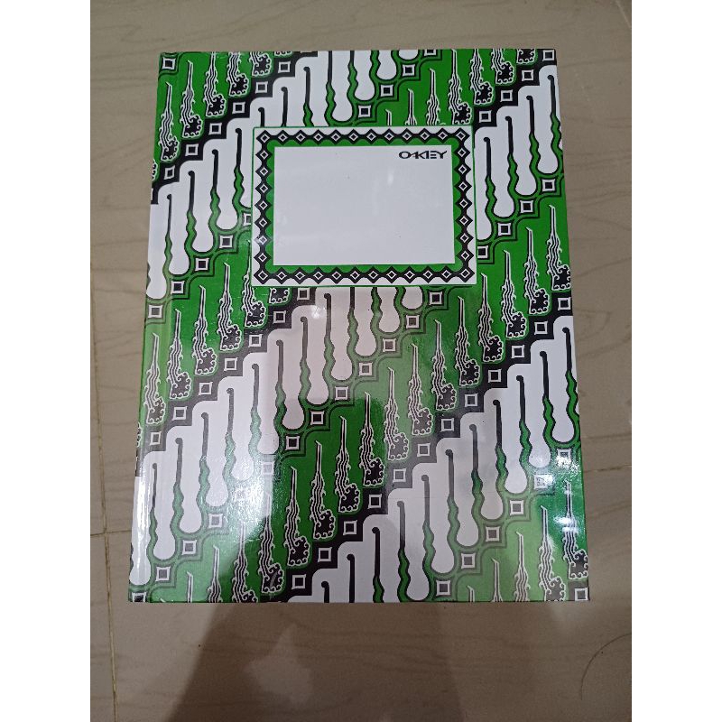 

Buku Batik quarto kuarto Tanggung isi 50 lembar hard cover