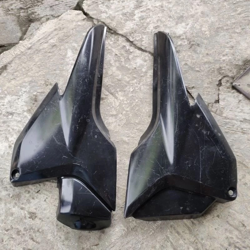 COVER BODY SAMPING MEGAPRO PRIMUS TUTUP AKI PRIMUS KANAN KIRI ORIGINAL AHM