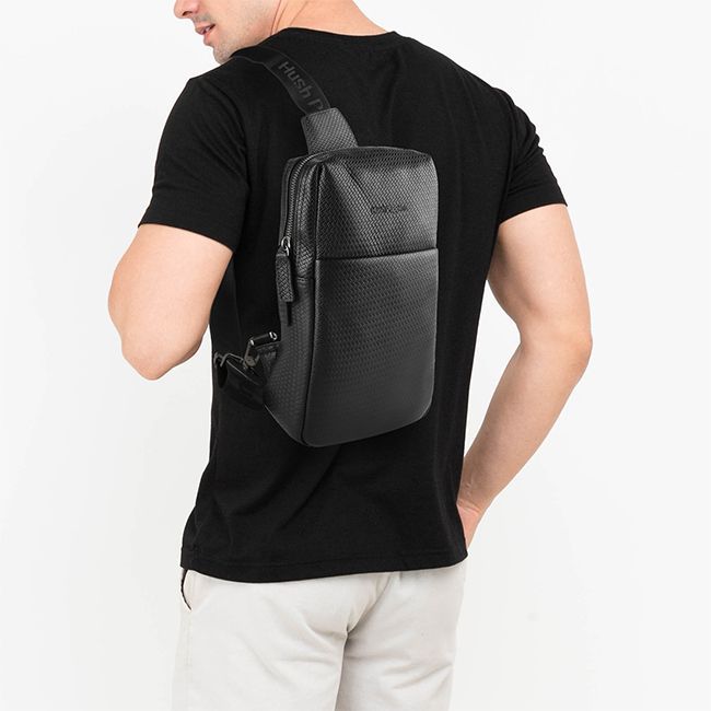 (New & Original) Tas Leather Hush Puppies Pria - Frank Chest Bag In Black