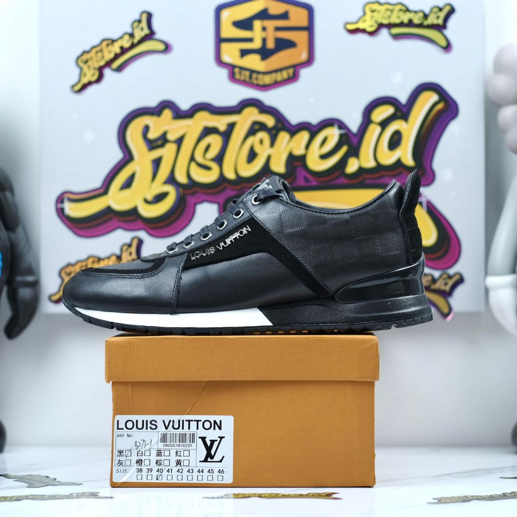 Sepatu Sneakers LV Black Embos