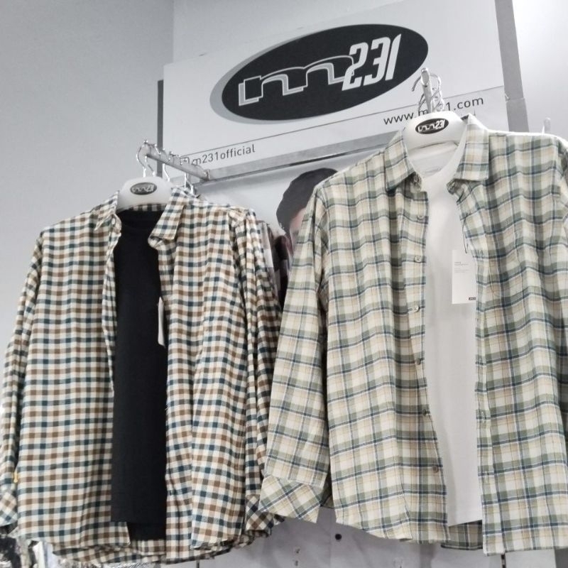 Kemeja flanel M231