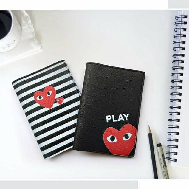 KODE K28J Custom Passport Holder sampul paspor cover CDG Comme Des Garcons bahan saffiano leather