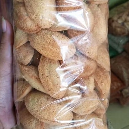 

Bolu Kijing/ Kue Kerang Empuk Manis 250gr