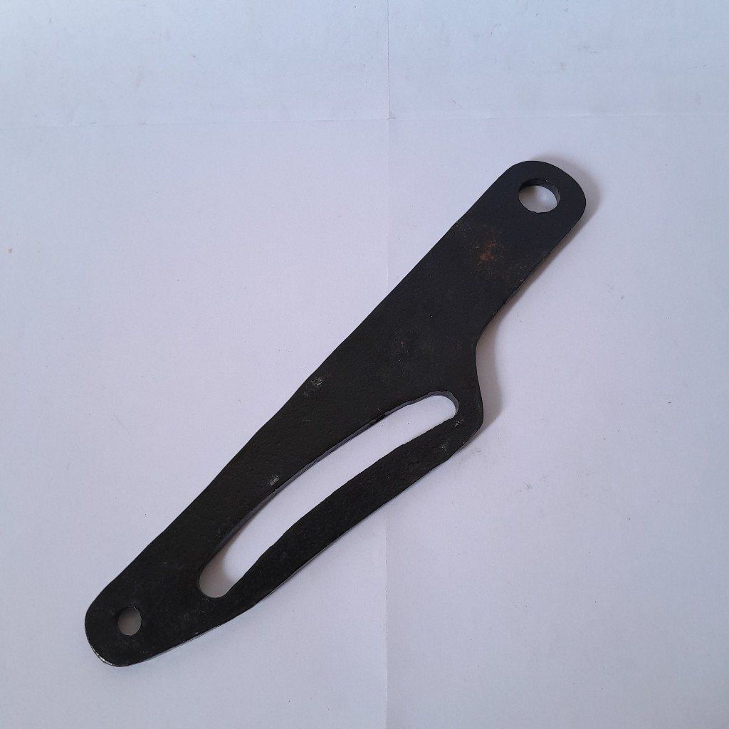 Plat Stelan Dinamo Ampere MITSUBISHI FUSO T653 Canter Bracket Braket Plat Stelan Dinamo Amper Altern