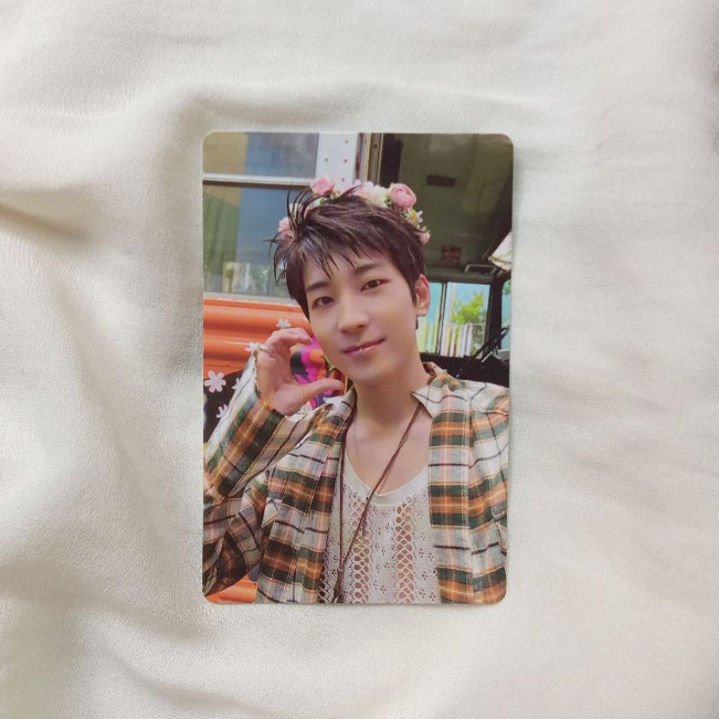 pc wonwoo flower crown heaven 2:14