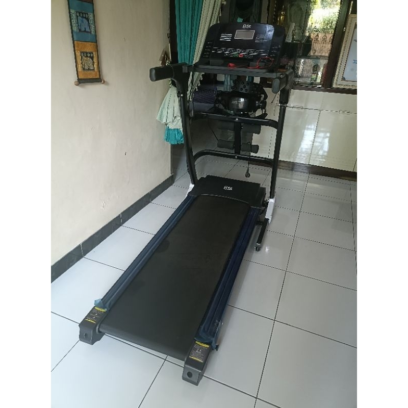 (PRELOVED) B-Fit Treadmill (FIT-303) - Barang Second Free Pelumas Treadmill
