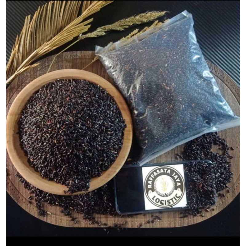 

ketan hitam pecah kulit