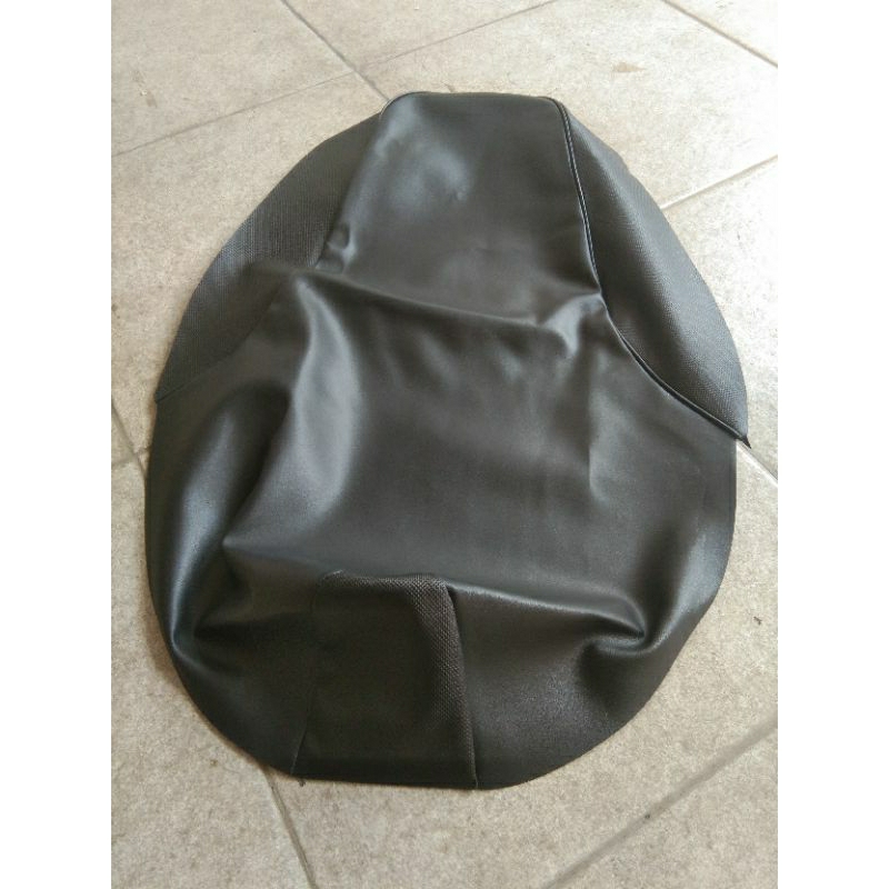 KULIT SARUNG JOK SUPRA 125 LAMA