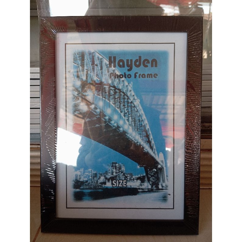 Bingkai A4 minimalis hitam 21X30cm