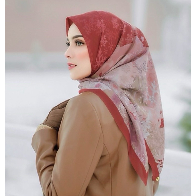 PRELOVED Scarf Frozen Series by Buttonscarves