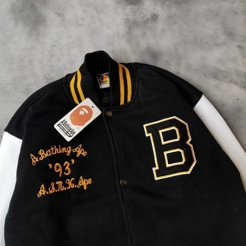 VARSITY BAPE JAKET VARSITY BAPE