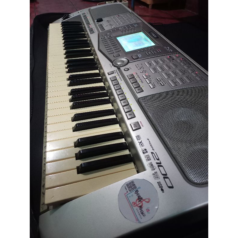 keyboard/organ tunggal/piano/yamaha PSR 2100 plasdisk second