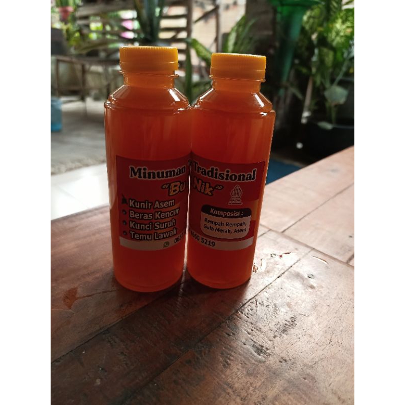 

Minuman Tradisional Bu Nik Temulawak