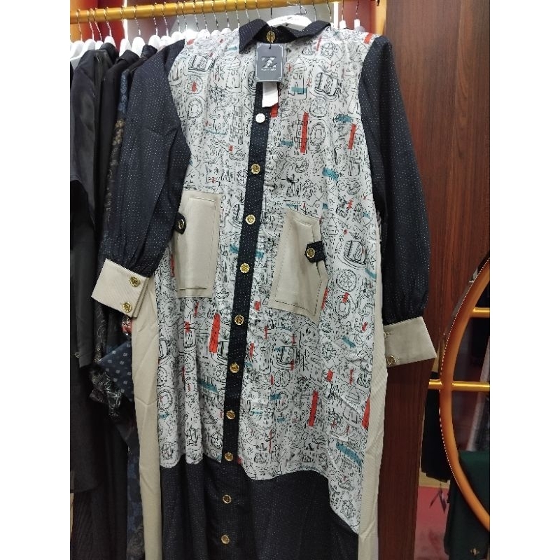 soldGamis Zaskia Sungkar