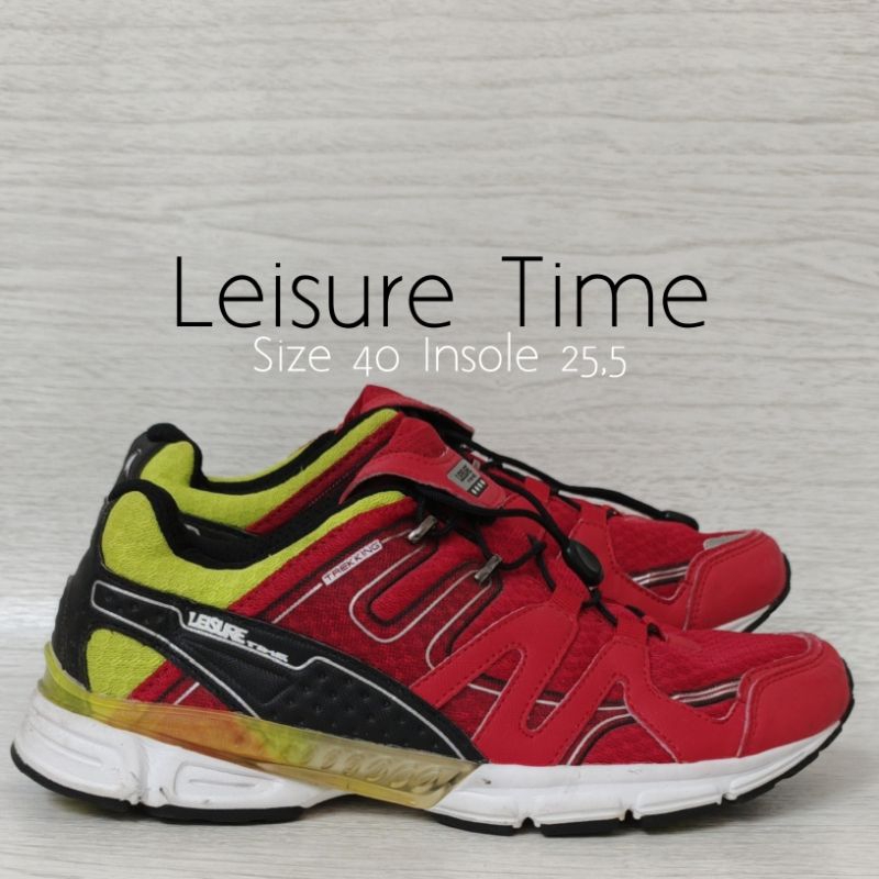 sepatu gunung hiking casual Leisure time