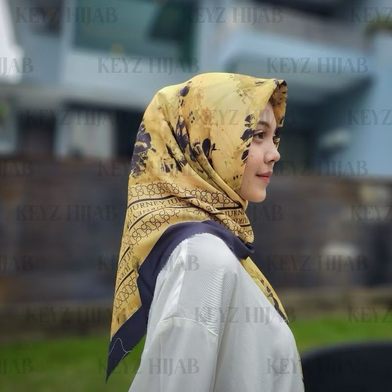 HIJAB SEGIEMPAT VOAL PREMIUM MOTIF JY KUNING