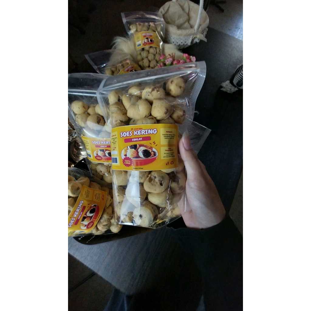 

[500 GR] SOES KERING COKLAT