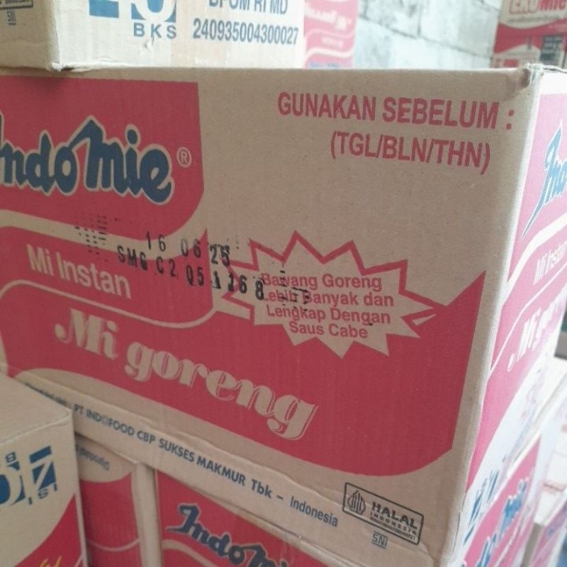 

indomie goreng 1dus isi 40pcs