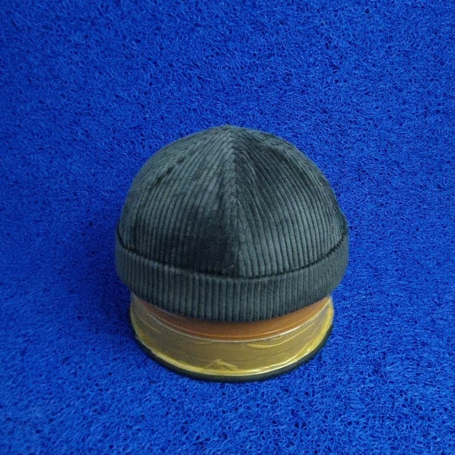 topi miki hat ZARA corduroy