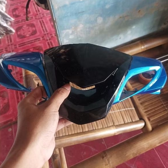 batok depan Xeon karbu biru + hitam copotan