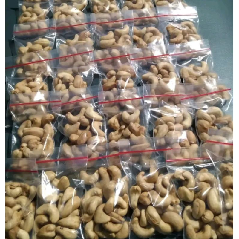 

rentengan kacang mete