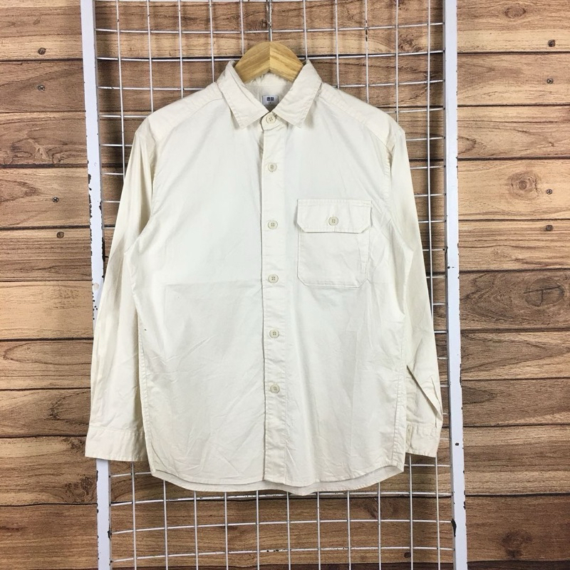 Kemeja Lengan Panjang Putih Original Uniqlo Size S Oversize . SDA 05470 Second Bekas Preloved